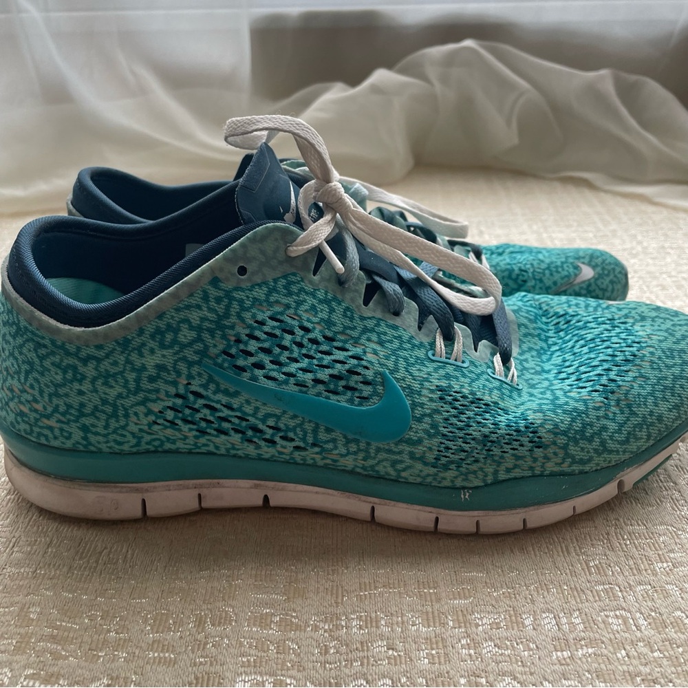 EUC - NIKE FREE 5.0 TR FIT 4 Hyper Turquoise Crossfit Women's 8 Sneaker - Picture 8 of 11